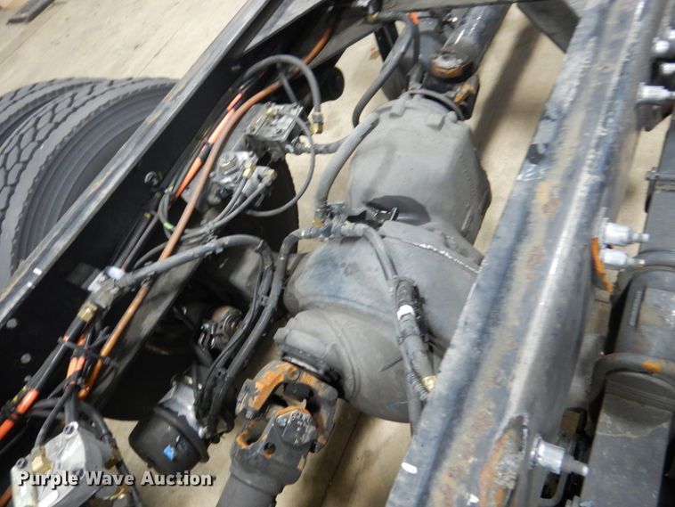 image for item HS9378 2016 Kenworth T370  truck cab and chassis