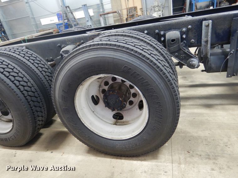 image for item HS9378 2016 Kenworth T370  truck cab and chassis