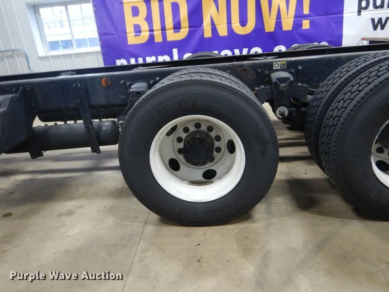 image for item HS9378 2016 Kenworth T370  truck cab and chassis