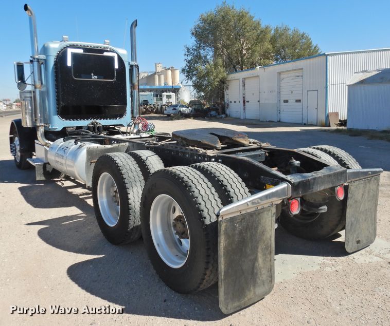 image for item HU9622 1998 Peterbilt 379  semi truck