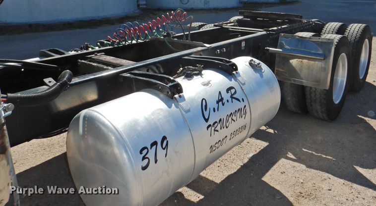 image for item HU9622 1998 Peterbilt 379  semi truck