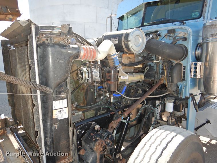 image for item HU9622 1998 Peterbilt 379  semi truck