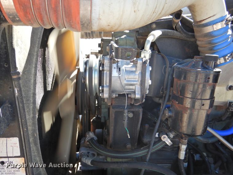 image for item HU9622 1998 Peterbilt 379  semi truck