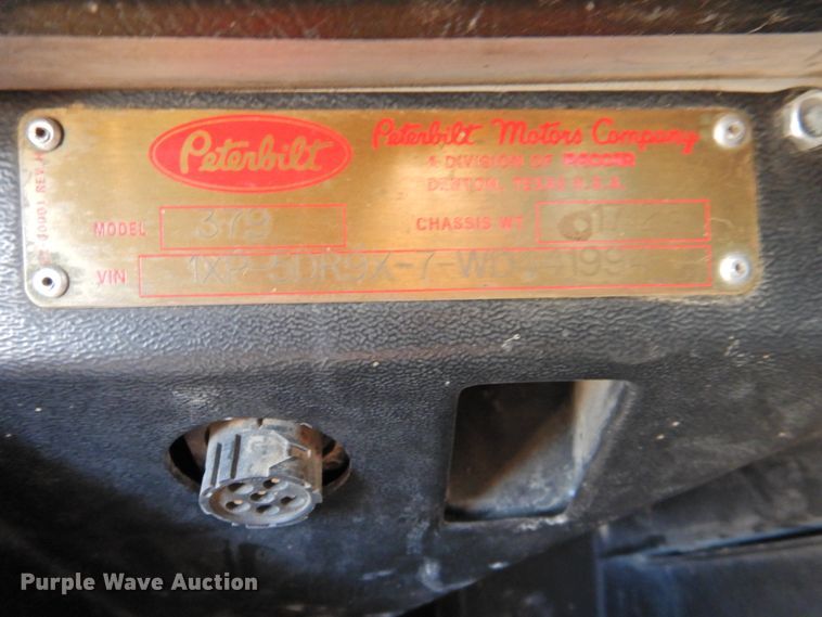 image for item HU9622 1998 Peterbilt 379  semi truck