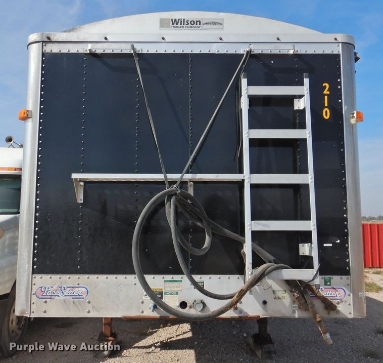 image for item HU9635 2007 Wilson DWG-550W walking floor trailer