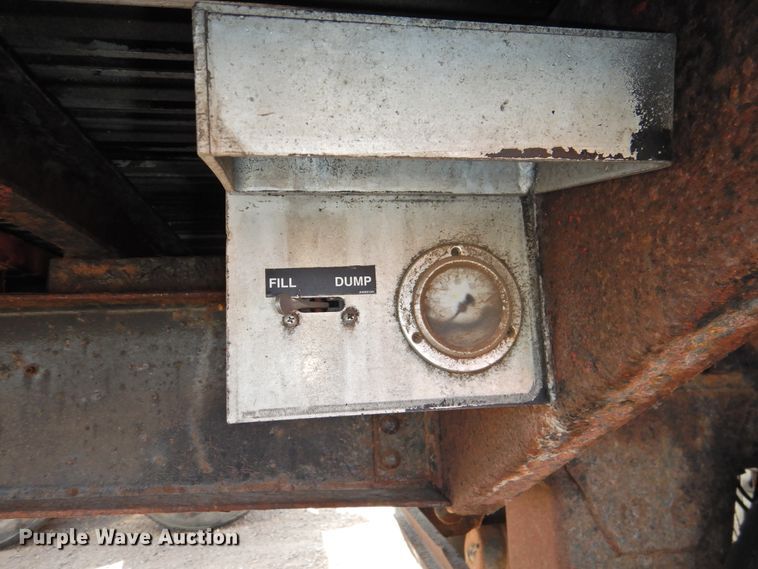 image for item HU9635 2007 Wilson DWG-550W walking floor trailer