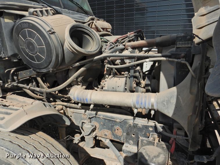 image for item HU9636 2006 Freightliner ST120  semi truck