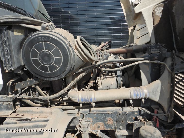 image for item HU9636 2006 Freightliner ST120  semi truck