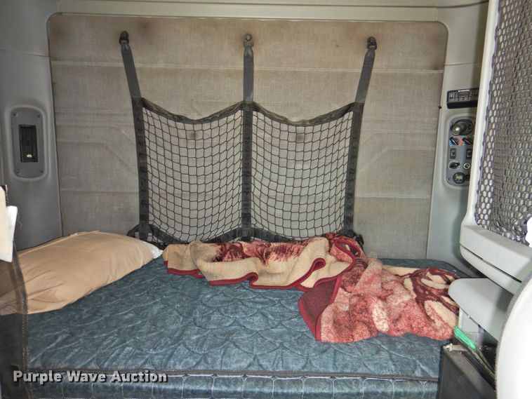 image for item HU9636 2006 Freightliner ST120  semi truck