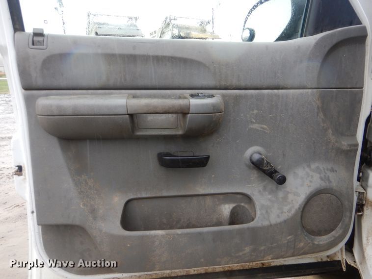 image for item AE9574 2009 Chevrolet Silverado 1500  Crew Cab pickup truck