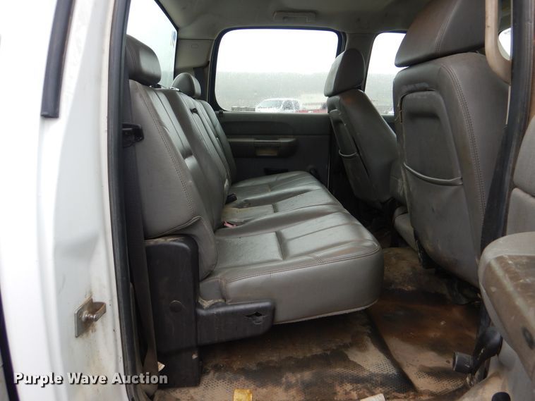 image for item AE9574 2009 Chevrolet Silverado 1500  Crew Cab pickup truck