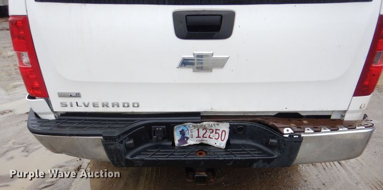 image for item AE9574 2009 Chevrolet Silverado 1500  Crew Cab pickup truck