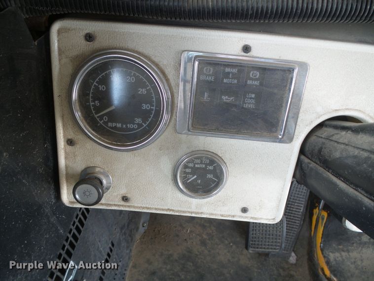 image for item DD0260 1997 Ford Blue Bird  school bus