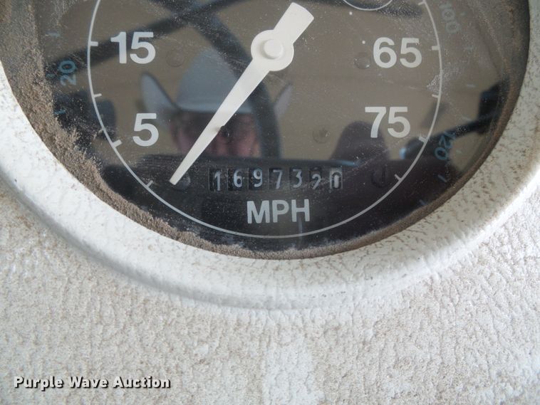 image for item DD0260 1997 Ford Blue Bird  school bus