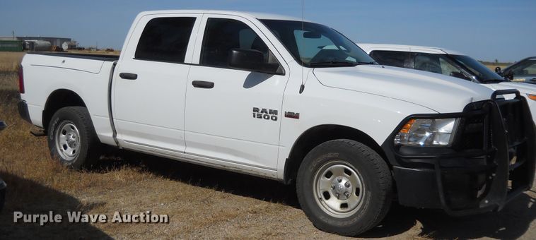 image for item DF4575 2015 Dodge Ram 1500  Crew Cab pickup truck