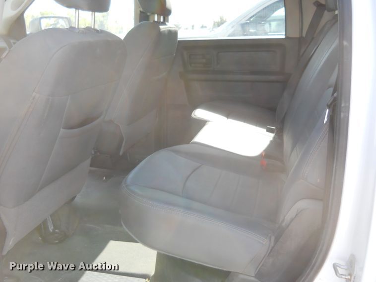 image for item DF4575 2015 Dodge Ram 1500  Crew Cab pickup truck