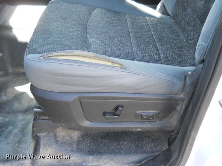 image for item DF4575 2015 Dodge Ram 1500  Crew Cab pickup truck