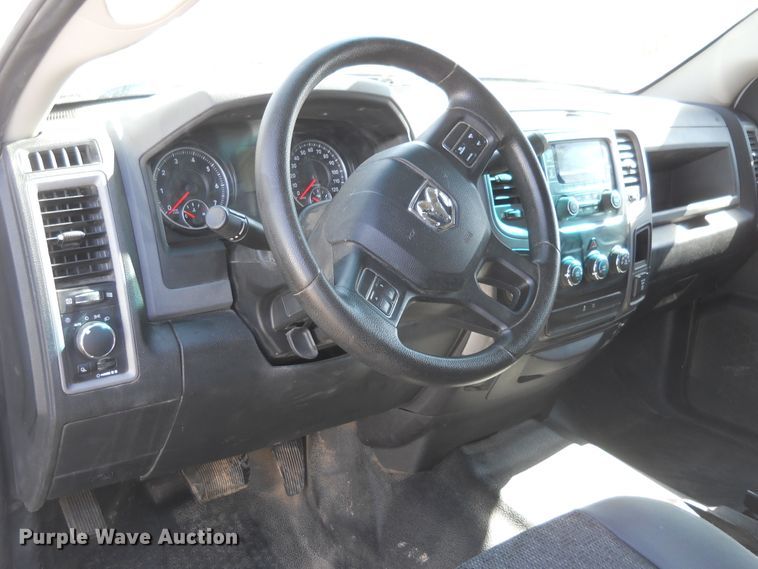 image for item DF4575 2015 Dodge Ram 1500  Crew Cab pickup truck