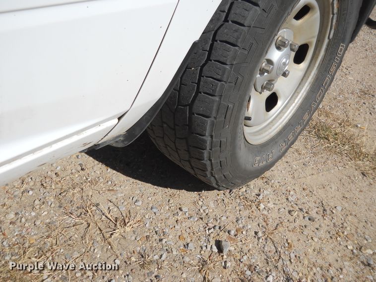 image for item DF4575 2015 Dodge Ram 1500  Crew Cab pickup truck