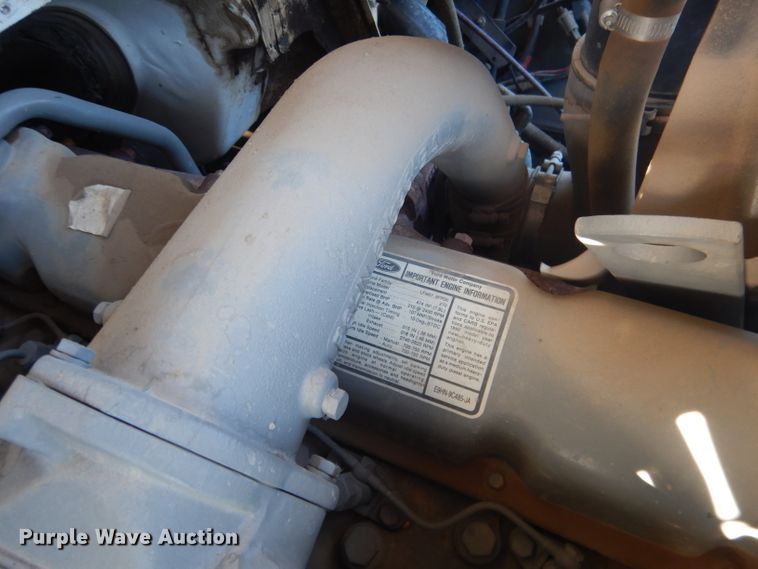 image for item DG4629 1990 Ford F800  digger derrick truck