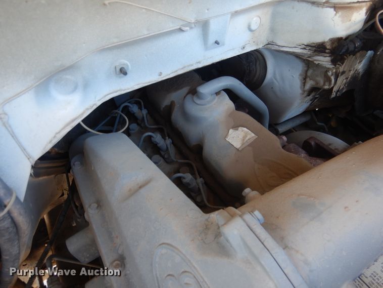 image for item DG4629 1990 Ford F800  digger derrick truck