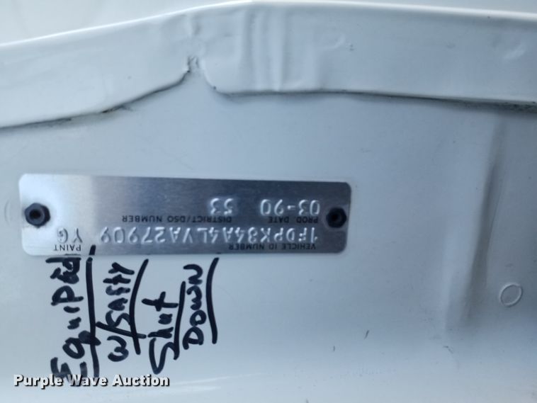 image for item DG4629 1990 Ford F800  digger derrick truck