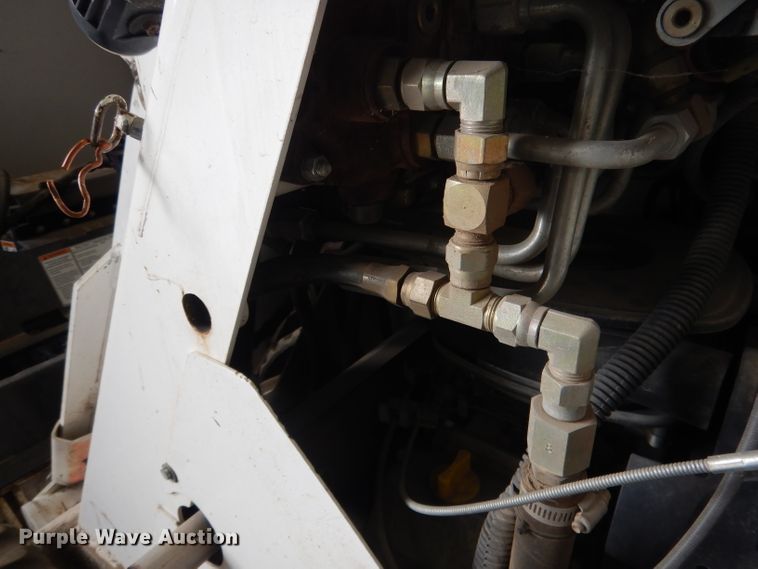 image for item DG4630 2004 Ramrod 1150  compact utility loader