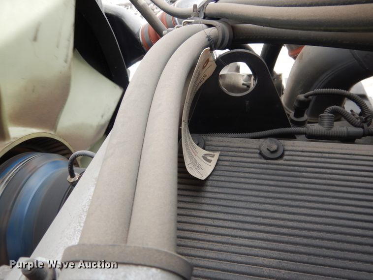 image for item DG4634 2003 International 5500i  snow blower truck