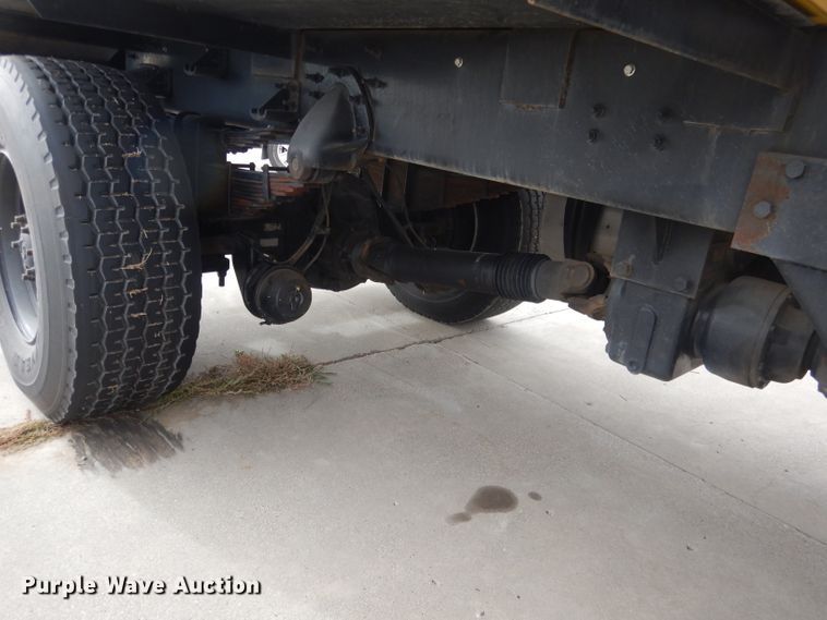 image for item DG4634 2003 International 5500i  snow blower truck