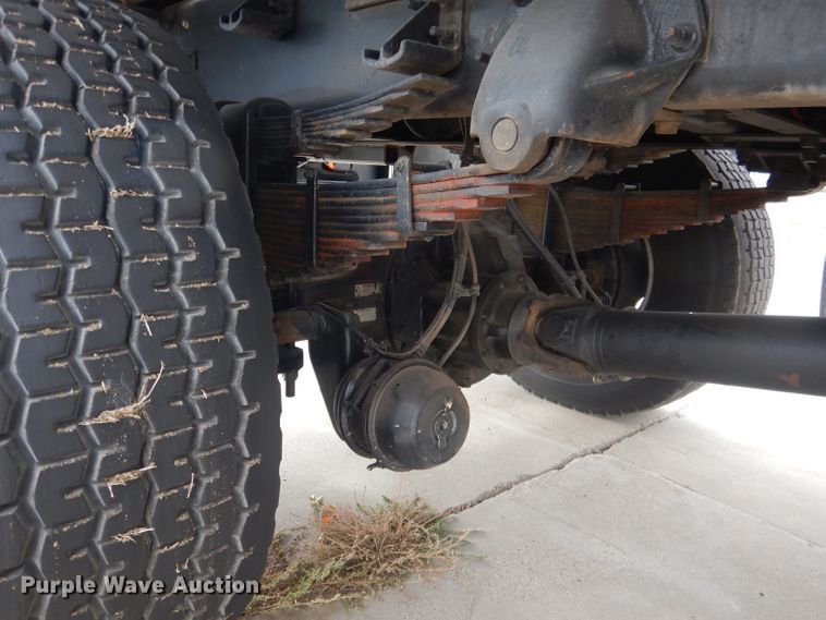 image for item DG4634 2003 International 5500i  snow blower truck