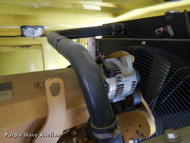 image for item DG4634 2003 International 5500i  snow blower truck