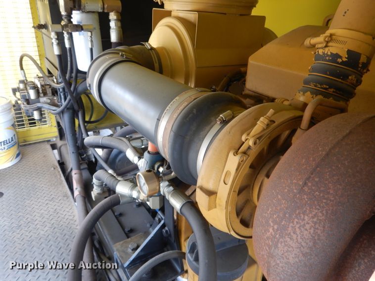 image for item DG4634 2003 International 5500i  snow blower truck