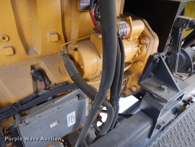 image for item DG4634 2003 International 5500i  snow blower truck