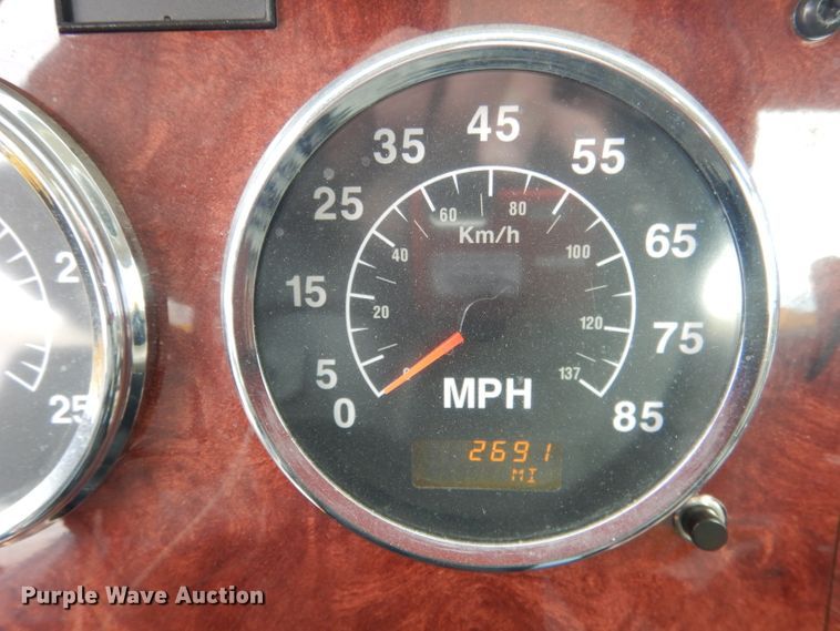 image for item DG4634 2003 International 5500i  snow blower truck