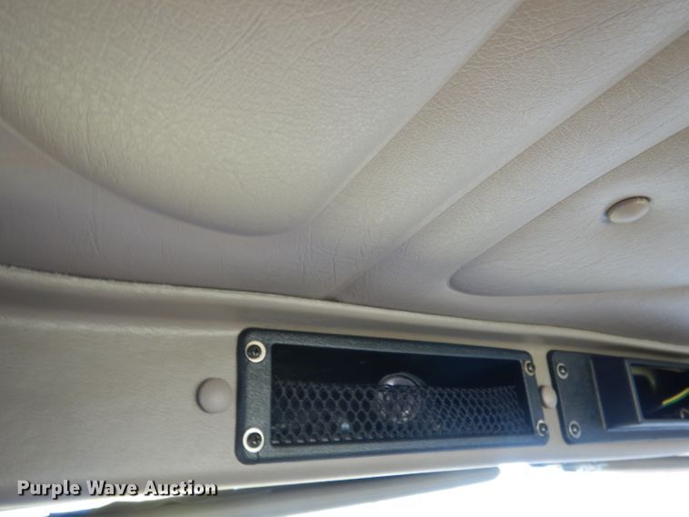 image for item DG4634 2003 International 5500i  snow blower truck