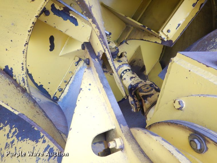 image for item DG4634 2003 International 5500i  snow blower truck