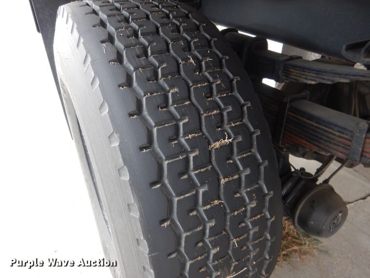 image for item DG4634 2003 International 5500i  snow blower truck