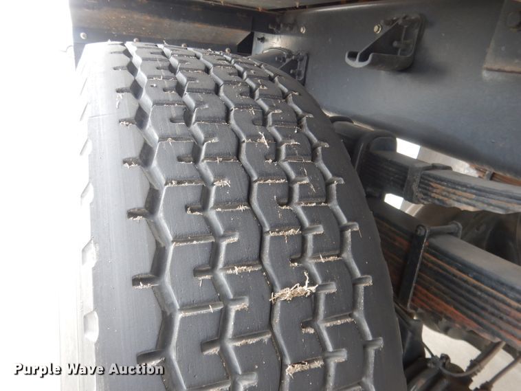 image for item DG4634 2003 International 5500i  snow blower truck