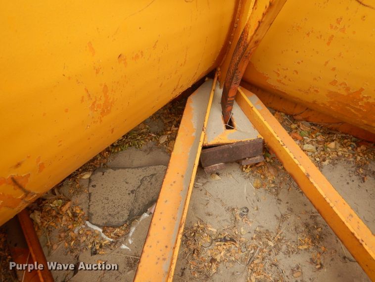 image for item DG4636 Motor grader V-plow