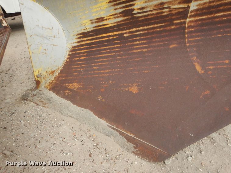 image for item DG4636 Motor grader V-plow