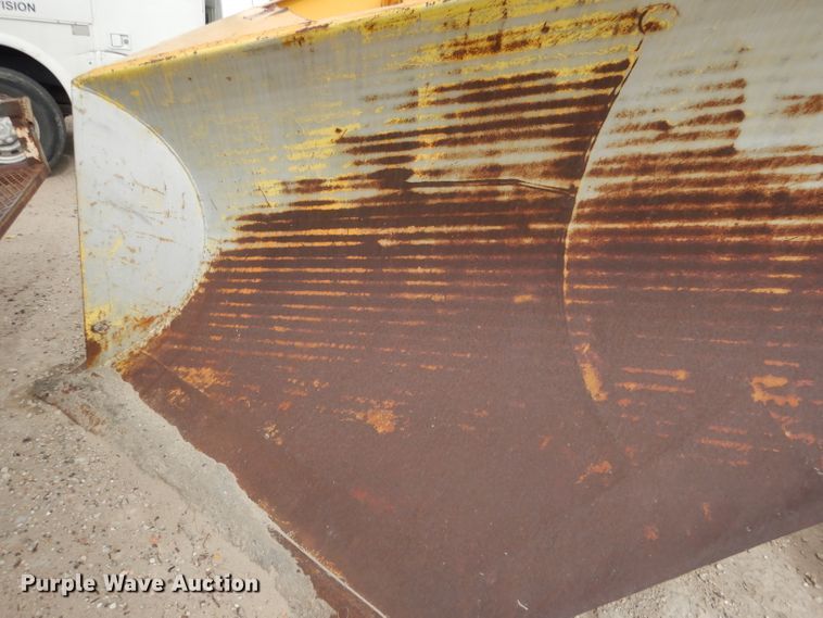 image for item DG4636 Motor grader V-plow