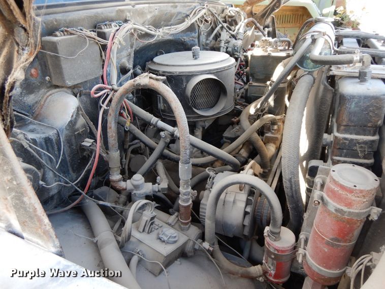 image for item DG6962 1983 GMC 7000  crane truck