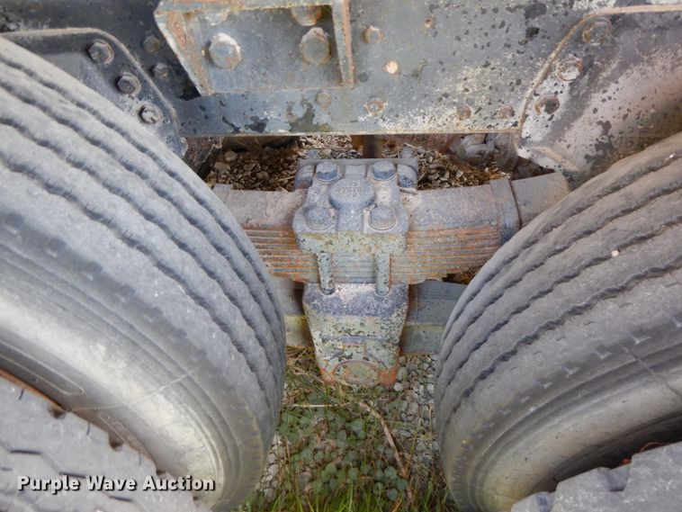 image for item DG6962 1983 GMC 7000  crane truck