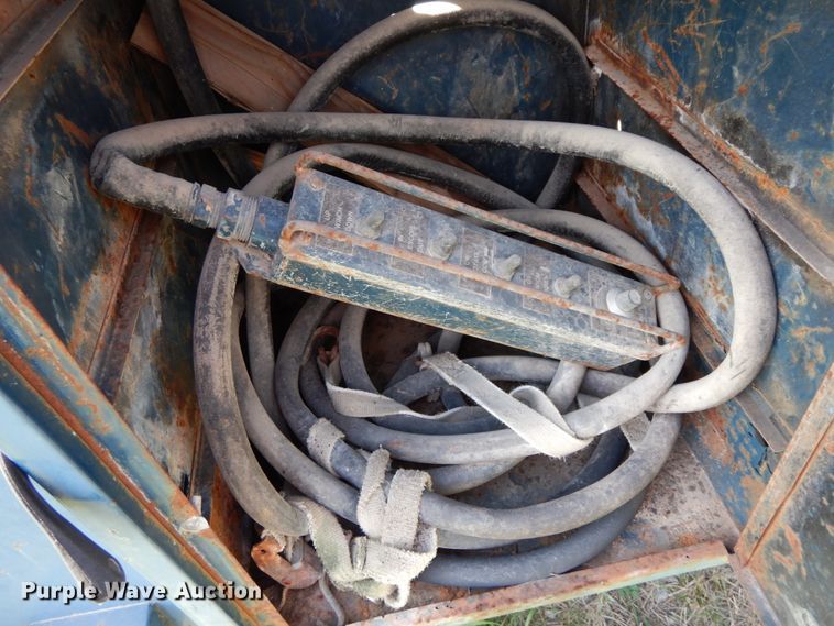 image for item DG6962 1983 GMC 7000  crane truck