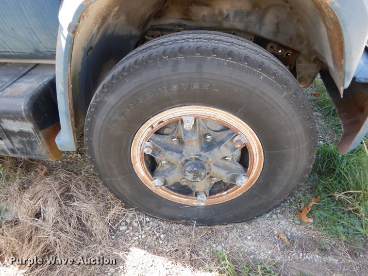 image for item DG6962 1983 GMC 7000  crane truck