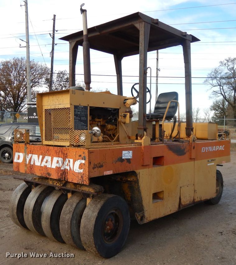 Dynapac CP14 pneumatic roller in Emporia, KS Item DH3383 sold
