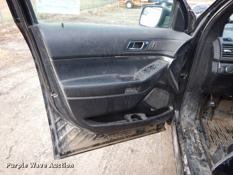 image for item DH3386 2017 Ford Explorer Police  SUV