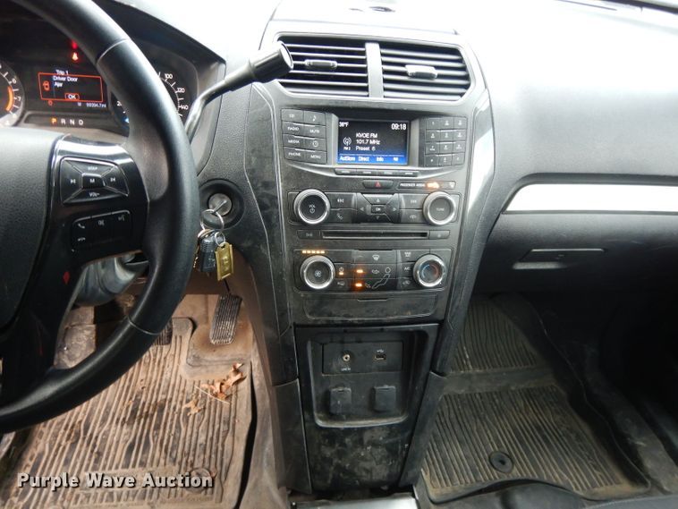 image for item DH3386 2017 Ford Explorer Police  SUV