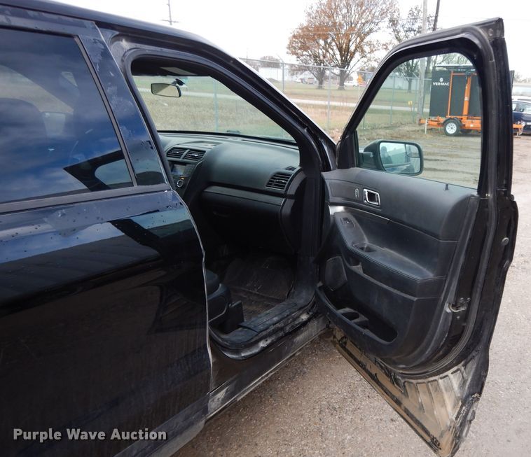 image for item DH3386 2017 Ford Explorer Police  SUV