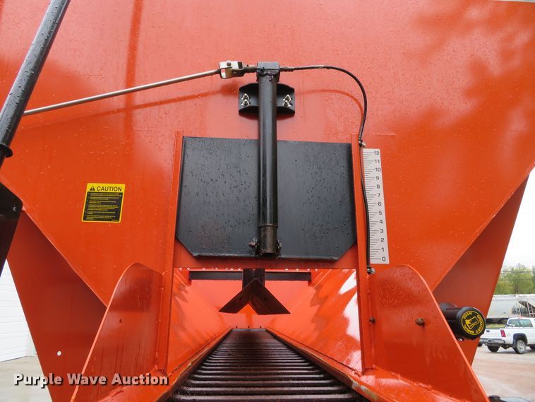 image for item DH3983 Bonnell BV-1662-CS V-box spreader